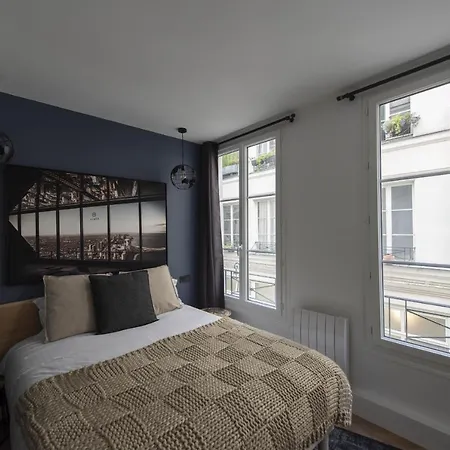 Time Line * Παρίσι